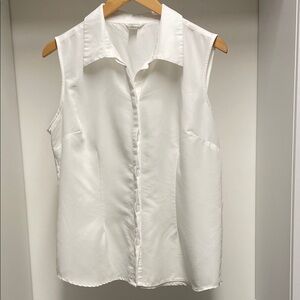 Christopher & Banks White Sleeveless Button-Down Shirt Size L